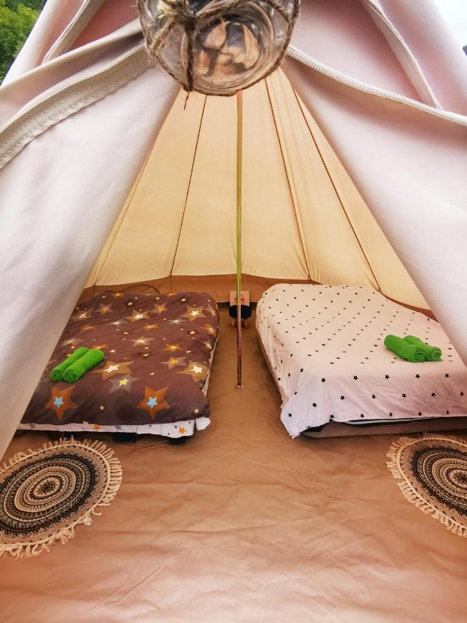 ホテル Luna Rock Glamping Brezoi - Blue Scai エクステリア 写真